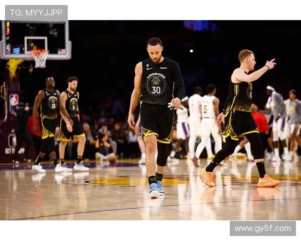 勇士新赛季夺冠概率仅38你对他们的前景怎么看